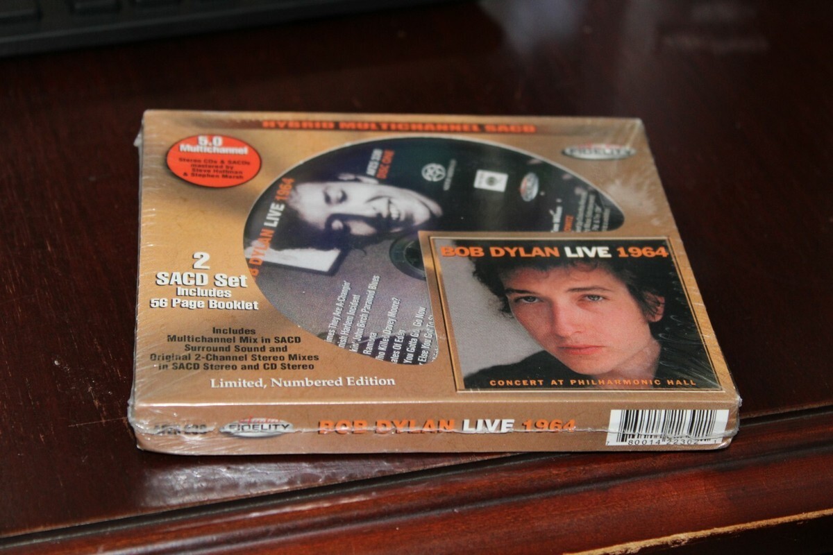 Bootleg Series, Vol. 6: Bob Dylan Live 1964, Concert at 