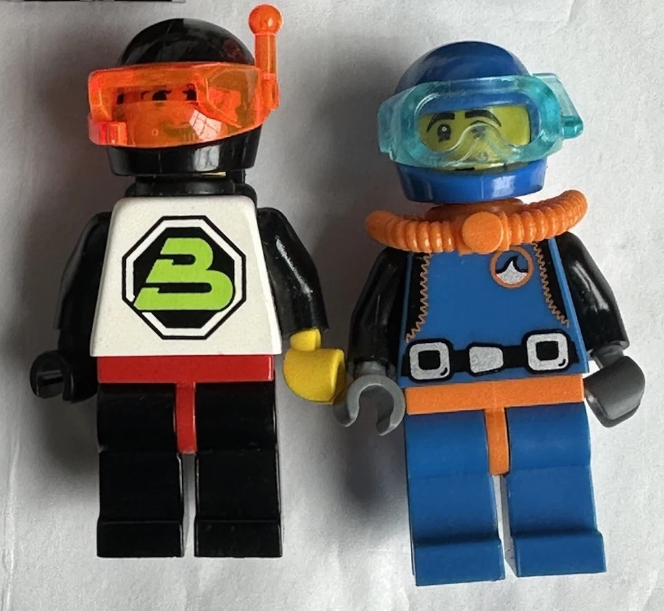 LEGO Lote De 5 Minifiguras Oficial De Policía Buceo Espacio Astronauta Bombero Uniforme Foto 4 de 4