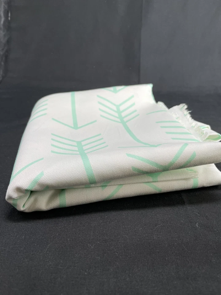 Arrow Mint Baby Little Designs Tela Moderna Impresa por Cuchara-Flor 58” X 40 Foto 4 de 4