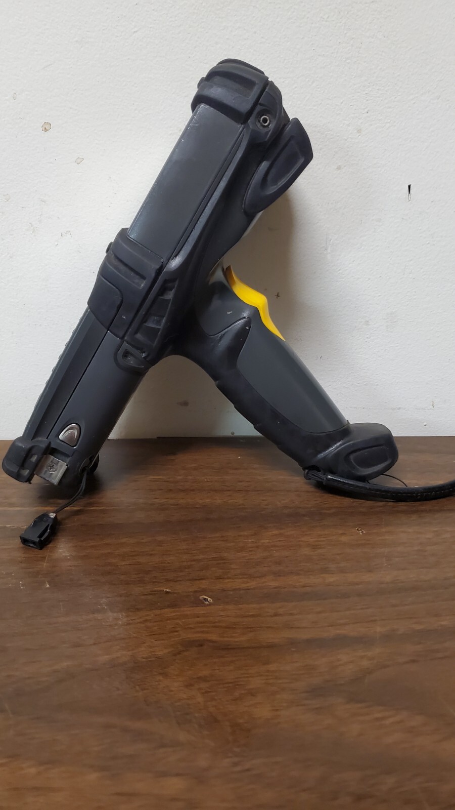 Motorola Symbol MC9060-GFOHBEB00WW Barcode Scanner w/Trigger Handle