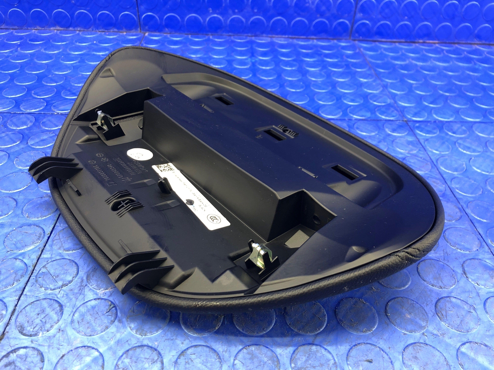 2017-2022 MASERATI LEVANTE OEM FRONT LEFT SPEEDOMETER TRIM COVER PANEL BLACK