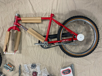 NEW OLD STOCK HUFFY CHALLENGER 1000 20” BOYS THUNDER BMX CRIMSON