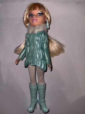 Bratz Chloe  Platinum Shimmer'' Winter Edition