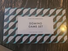 28 PIECES DOMINOES SET Classic Table Game Still In Orginal Wrapper
