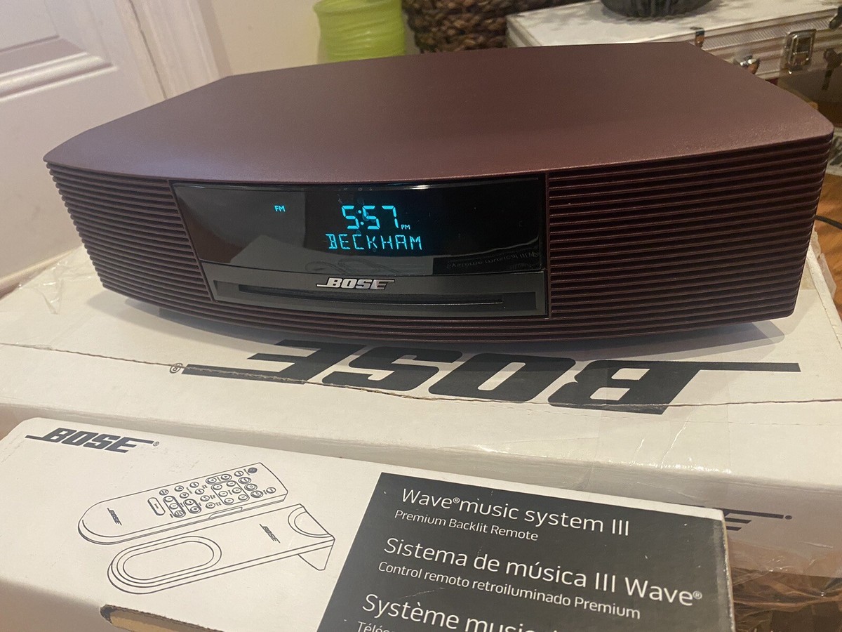 BOSE Wave Music System Ⅲ 限定色 BOSE、「Wave music system III」の限定カラー「パールゴールド