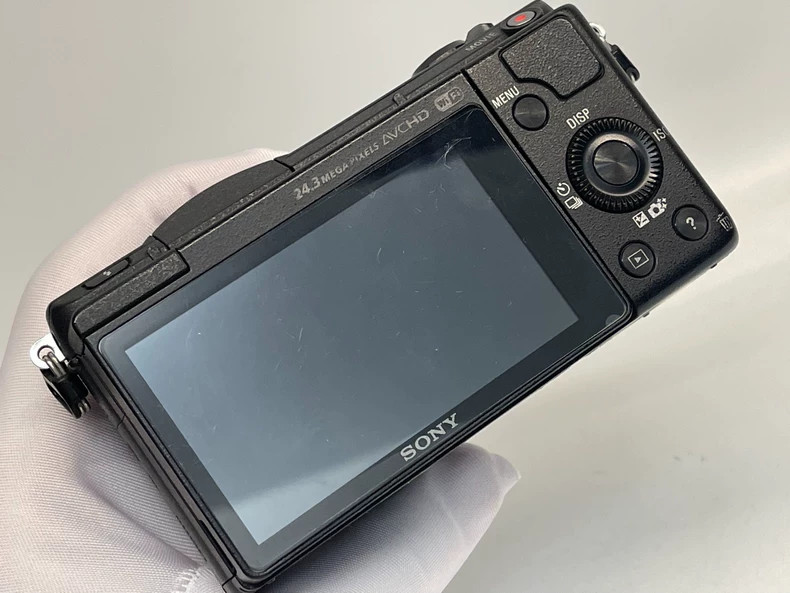 Sony A5100 24.3MP Flip Screen Mirrorless Digital Camera with 16