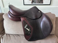 17" CWD SE25 2Gs 2C (2013)  - Jumping Saddle
