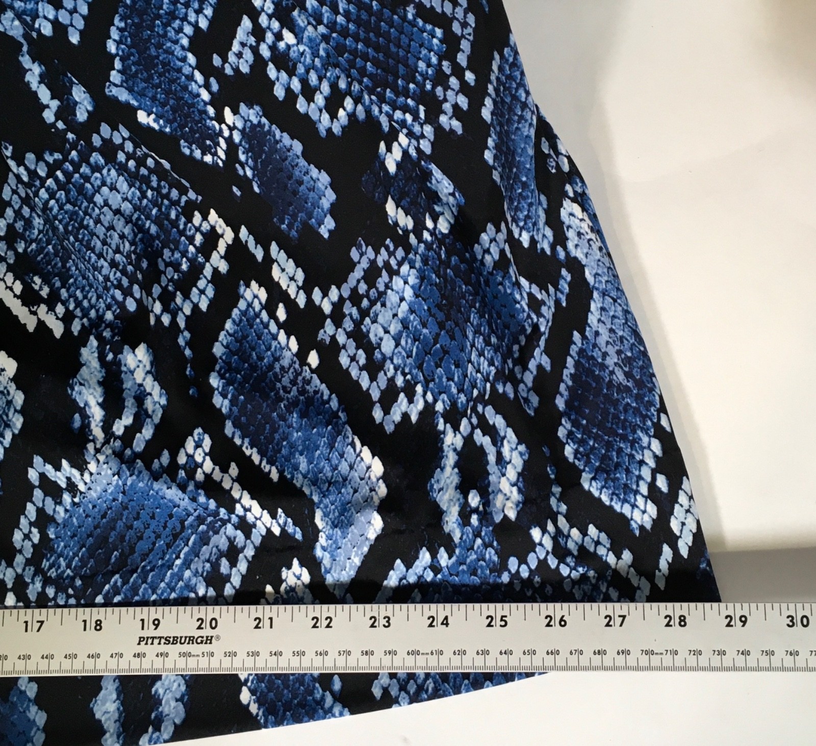 DR COLLECTION  Blue Python Print Sleeveless Women… - image 7