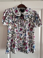 Alice In Wonderland Flower Top &mdash; US Small &mdash; Disney World Epcot UK &mdash; New NWT