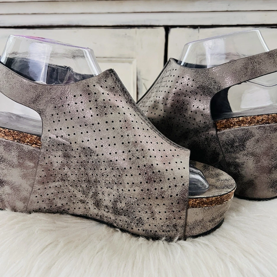 Pierre Dumas Hester металлик серебро замша лазерной резки на танкетке Y2K 90-х ретро размер 8,5 - Изображение 4 из 4