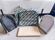 PacaPod Changing Bag with Pods & Changing Mat - good Condition