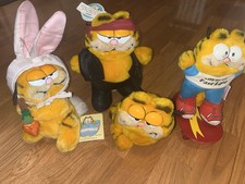 Lot Of 4 Vintage Garfield Plush 70 s 80 s 2 W/tags Skateboard Bunny Biker Cat