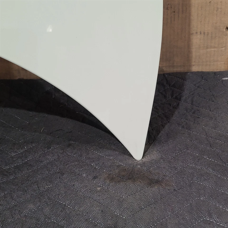 Капот 06–08 Mazda Miata MX-5 AA7401 - Изображение 4 из 4