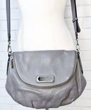 MARC JACOBS Classic Q NATASHA Gray Grey Crossbody Shoulder Bag Purse Excellent