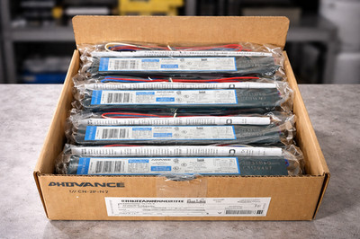 Lot 10 Philips Advance ICN-2P32-N T8 Ballast 32W 120/277V Fluorescent