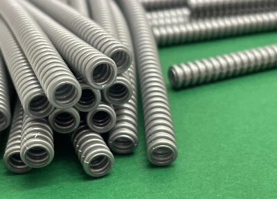 LEGO Pipe Hose, Corrugated, 14.4 cm (18 Studs) No. 23004, 46657 / 2 Pieces