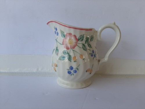 CHURCHILL - BRIAR ROSE - CREAMER THE CHARTWELL COLLECTION ENGLAND
