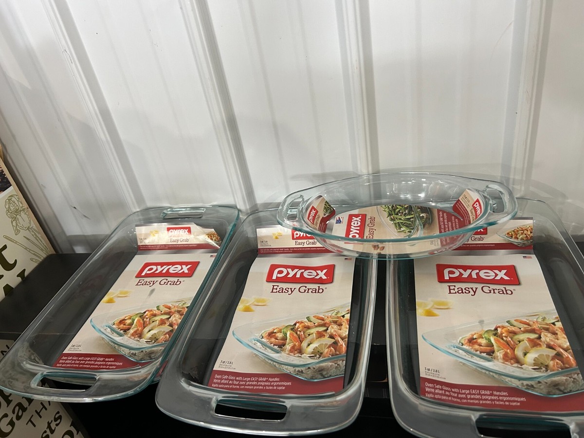 New 4-pack Pyrex Easy Grab Baking Dish Quart Oven Safe Glass