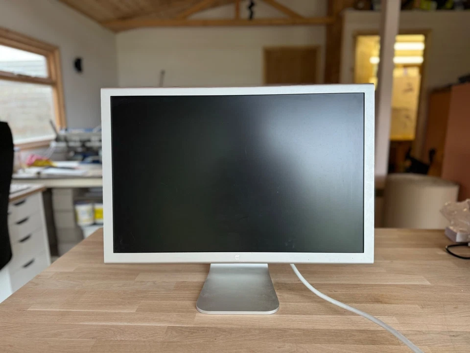 Apple 23" HD Cinema Display A1082 DVI 1920x1200 W/ Original 90W Power Supply - Image 2 of 4