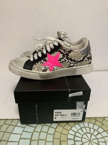 rubie sneakers