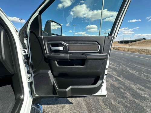 2024 Ram 2500 Big Horn - Picture 28 of 34