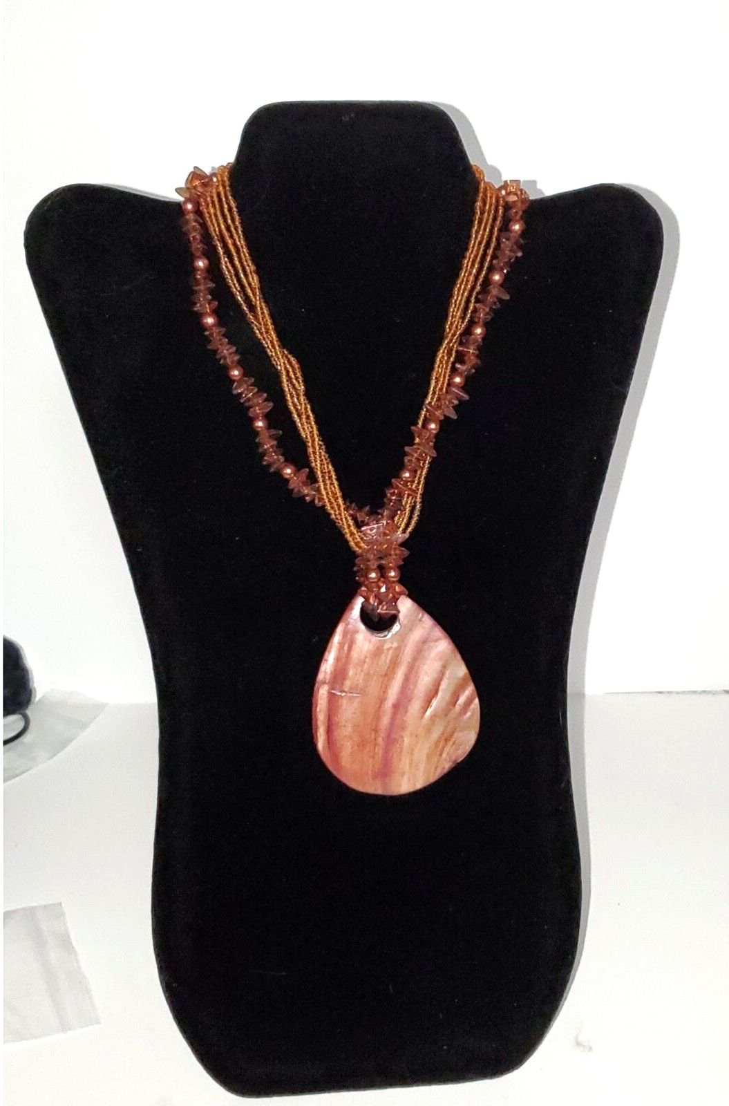 Beachy Statement Shell Necklace Amber Colored Bea… - image 1