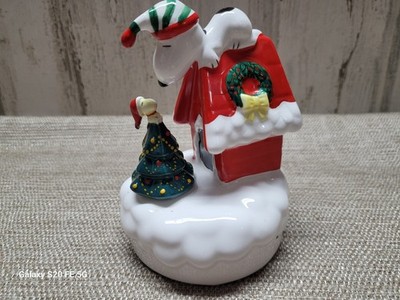 Vtg Snoopy Peanuts '87 Christmas Music Box Woodstock Doghouse Willitts Schulz