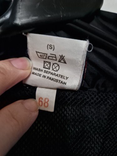 Asics Lightweight Black Mens Windbreaker Packaway Jacket Retro - Picture 7 of 10
