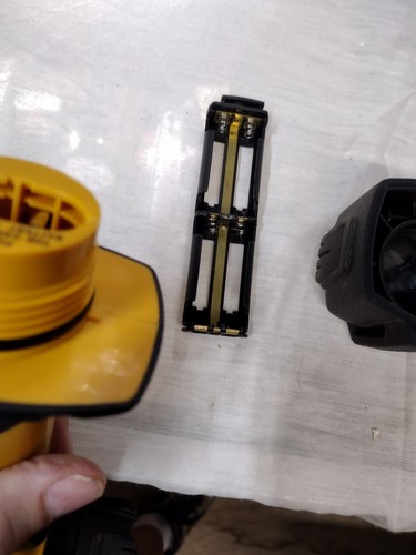Energizer Hard Case Work Flashlight Heavy Duty Waterproof Storm Yellow - Picture 9 of 9