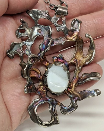 Silver Pendant Necklace White Agate Brutalist Abstract Artisan Scandinavian 830 - Picture 3 of 12