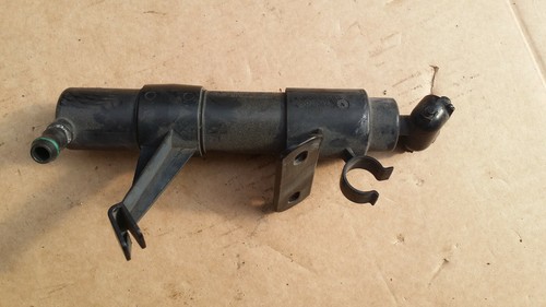 Scheinwerferreinigung Waschwasserdüse Vorne  VW Touareg  2007-2010 7L6955978A