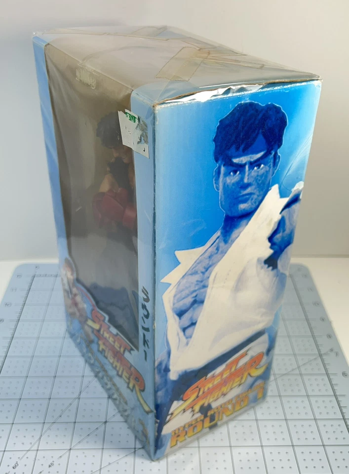 Figura de acción Sota Toys Street Fighter Evil Ryu Rotocast usada Foto 2 de 4