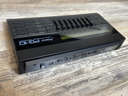 Roland PG-10 Synthesizer Programmer AC Adaptor Owners Manual Real Clean Unit - Picture 4 of 11