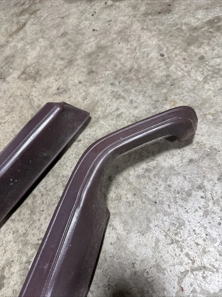 Jeep Cherokee XJ 84-96 OEM reposabrazos/manijas de puerta par rojo (R90) Foto 3 de 4