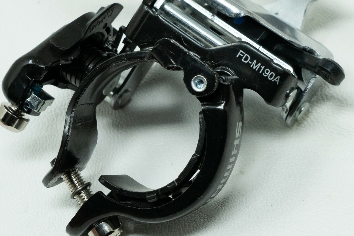 NOS SHIMANO 8S SPEED FRONT DERAILLEUR FD-M190A MECH CLAMP-ON
