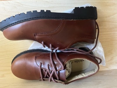 Boys Leather Stride Rite Shoes NEW Size 1.5 M Brown Lace Up. James Collection.