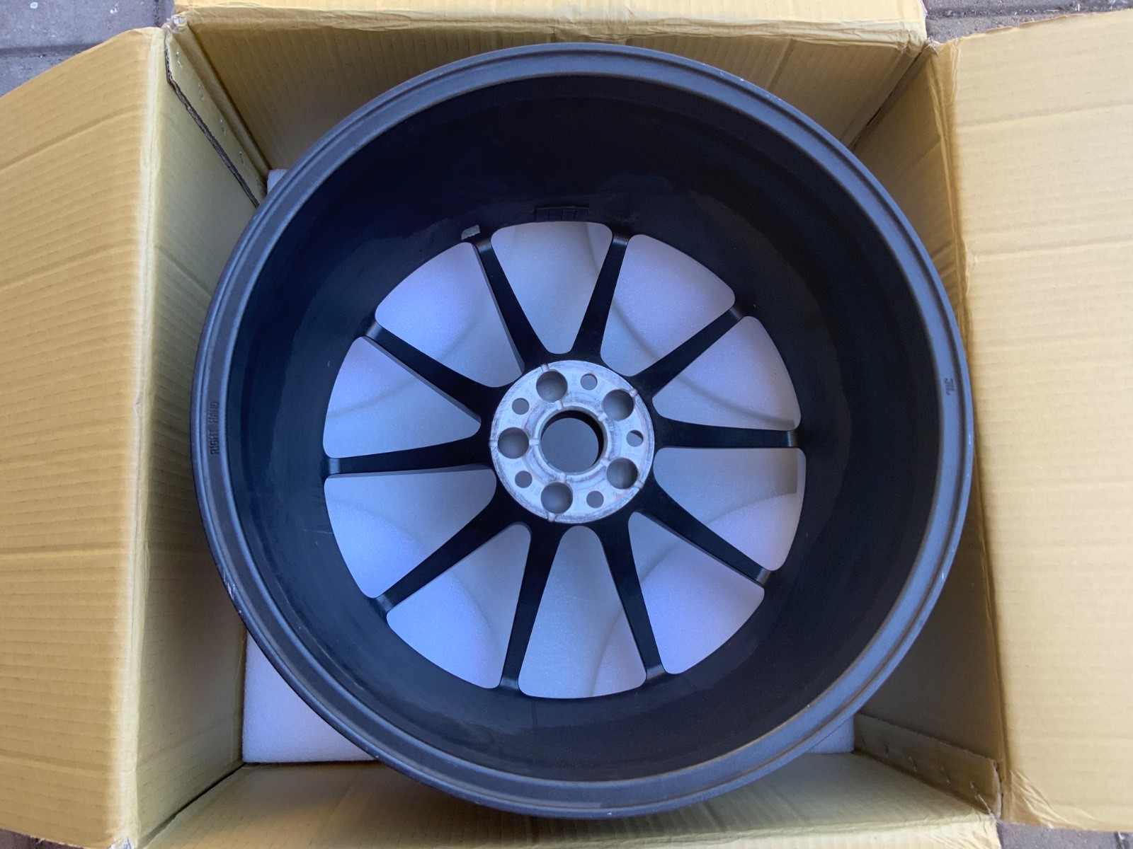 McLaren 720S Rear Right Wheel