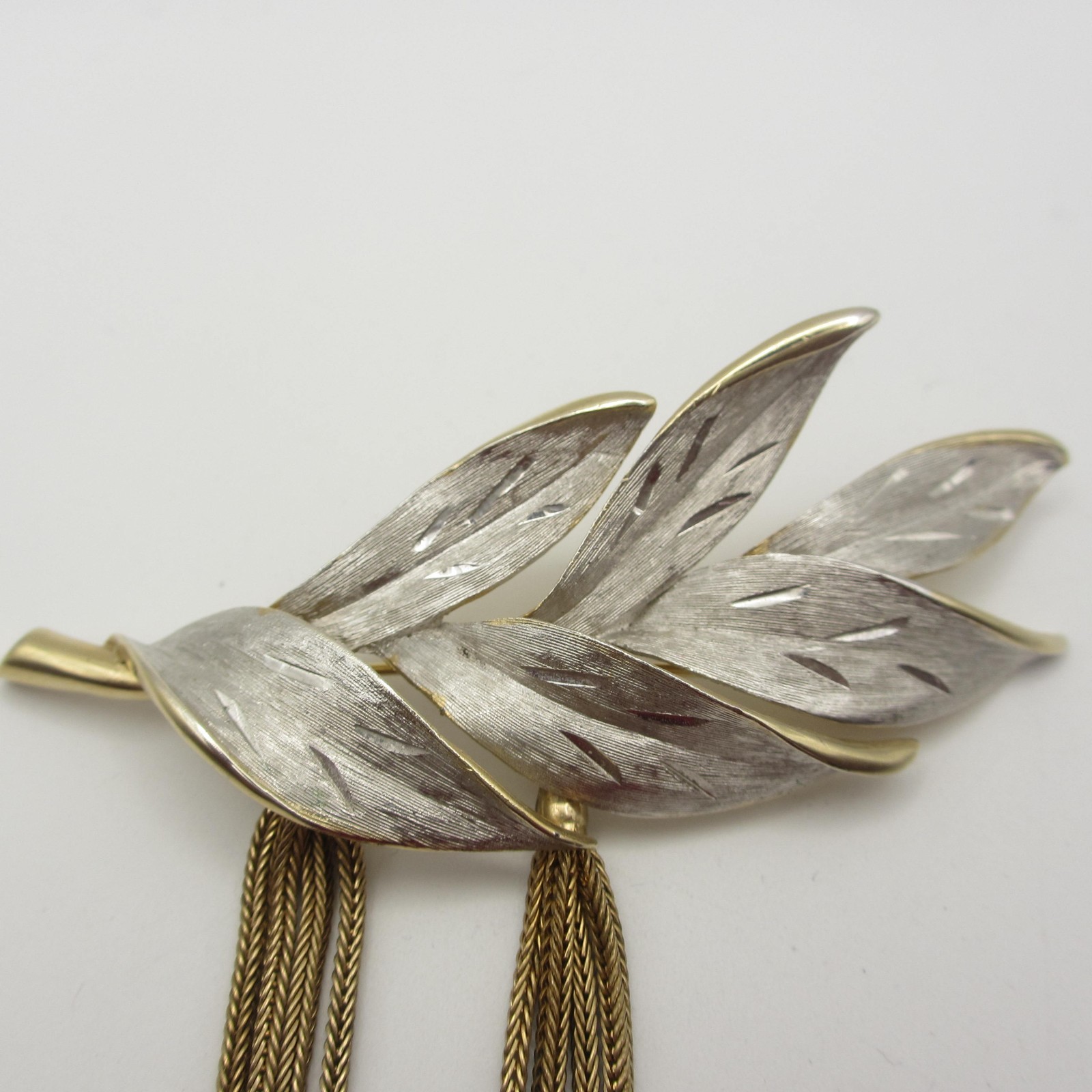 Vintage Statement Brooch Leaf Dangles Textured Si… - image 2