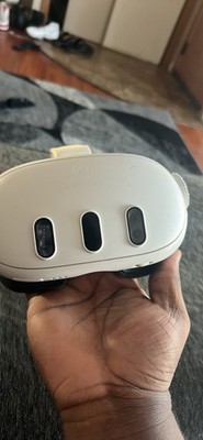 Oculus Meta Quest 3 Virtual Reality Headset