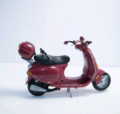 Barbie My Scene Maroon Vespa Scooter Motorcycle - Mattel 2002 Chelsea