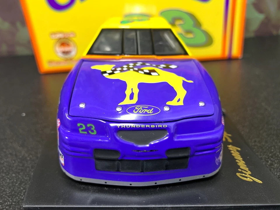 Ford Thunderbird Revell Jimmy Spencer #23 1997 camello 1:24 Foto 4 de 4