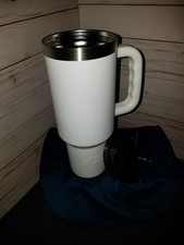 Ozark Trail White Tumbler Mug w/ Handle & Lid And Size 40oz