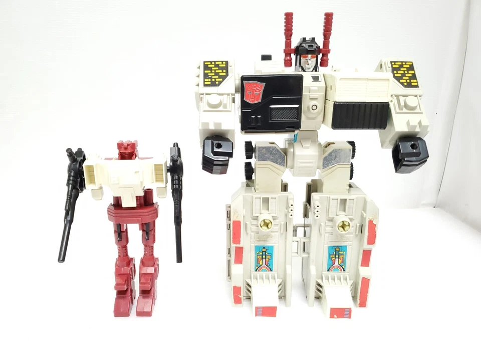 1986 Takara G1 Transformers Scramble City C-70 Metroflex Metroplex - Image 4 of 4