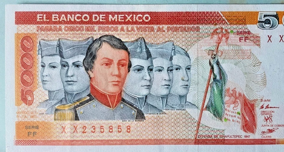 无与伦比的周末优惠:一对来自墨西哥失去十年的5000美元钞票。 — 第 2/4 张图片