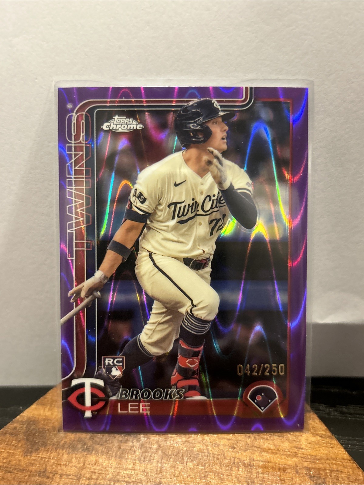 2025 Topps Chrome - Brooks Lee #234 Purple Raywave Refractor /250 (RC)
