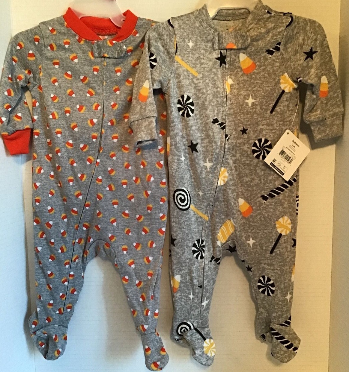 Infant Baby Sleeper 0-3 ~OR~ 3-6 Month Halloween Gray Candy Corn Footed bodysuit