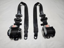2011 - 2014 Chrysler 200 Drivers Passengers Front Seat Belts Oem Black