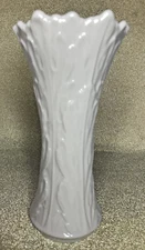LENOX WOODLAND VASE 6”  Cream Color