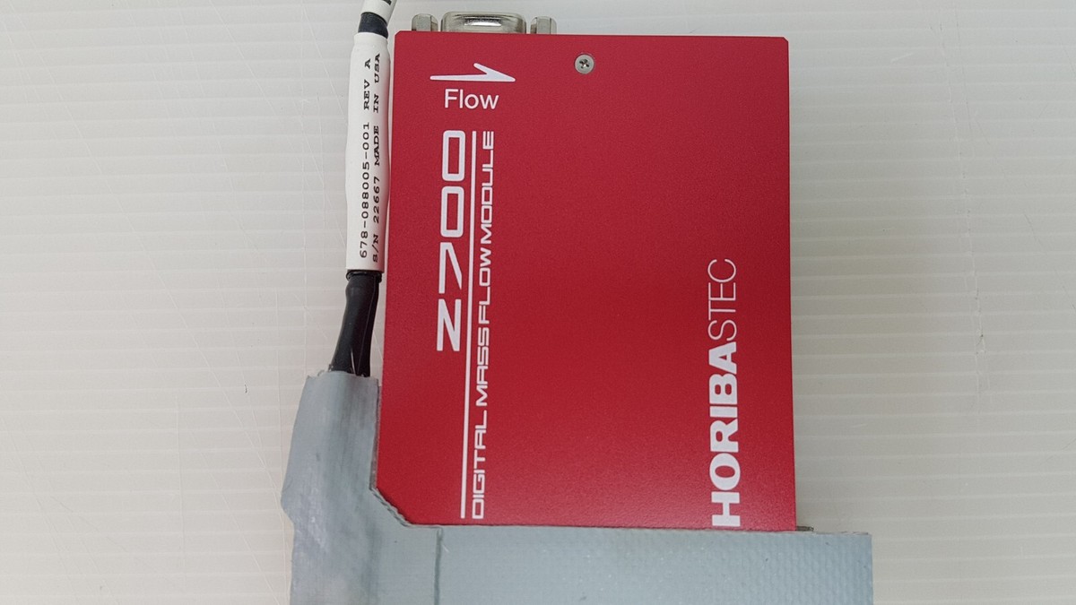 HORIBA STEC Z700 SEC-Z719JX, SiCl4, 100SCCM MFC, 788-800108 HORIBA STEC Z700 SEC-Z719JX, SiCl4, 100SCCM MFC, 788-800108