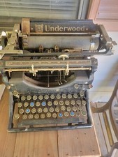 vintage underwood typewriter thumbnail
